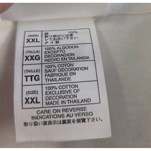 Walt Disney World T-Shirt XXL The Happiest Celebration On Earth Embroidered EUC - Picture 4 of 6